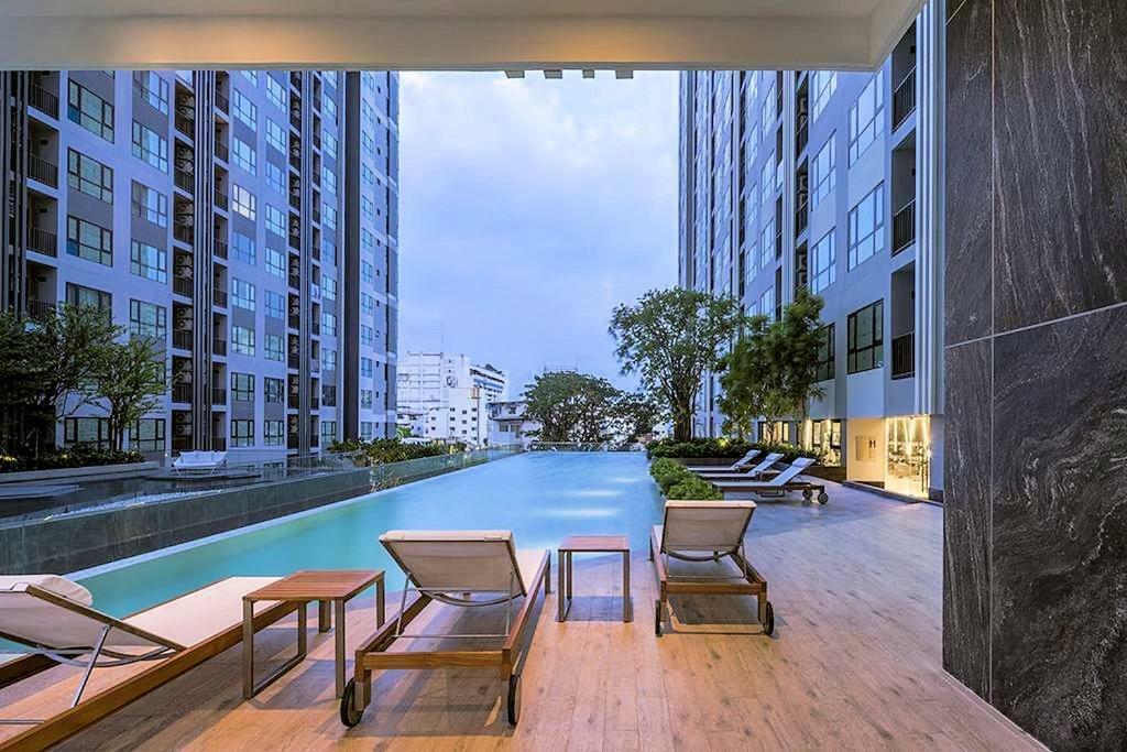 The Base Central Pattaya By Pattaya Holiday المظهر الخارجي الصورة