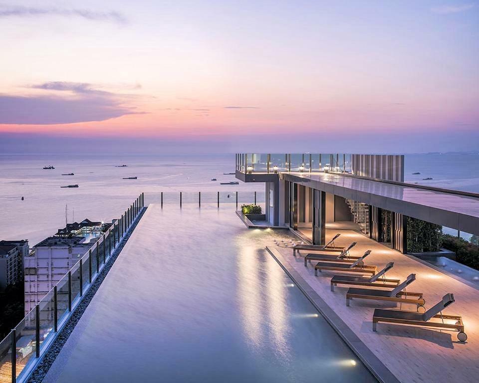 The Base Central Pattaya By Pattaya Holiday المظهر الخارجي الصورة